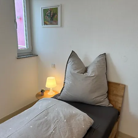 Modernes Business Penthouse Stuttgart-sindelfingen, 6 Schlafzimmer, 9 Einzelbetten, Messe, A81 Schönaich