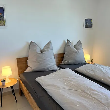 Modernes Business Penthouse Stuttgart-sindelfingen, 6 Schlafzimmer, 9 Einzelbetten, Messe, A81