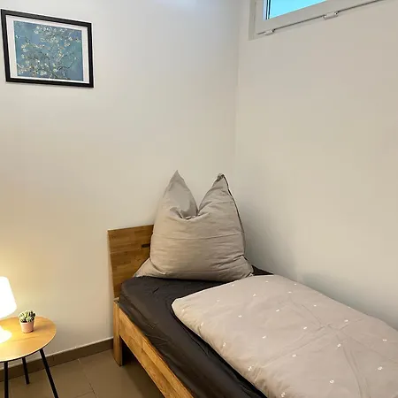 Appartamento Modernes Business Penthouse Stuttgart-sindelfingen, 6 Schlafzimmer, 9 Einzelbetten, Messe, A81 *