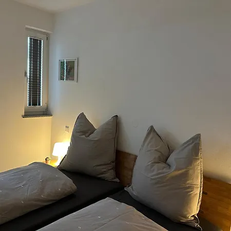 Apartament Modernes Business Penthouse Stuttgart-sindelfingen, 6 Schlafzimmer, 9 Einzelbetten, Messe, A81