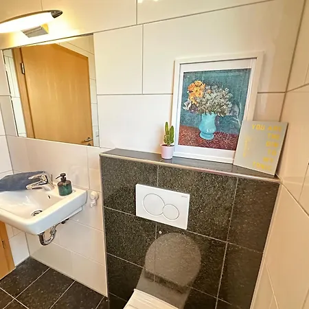 Modernes Business Penthouse Stuttgart-schönaich, 6 Schlafzimmer, 9 Einzelbetten, Messe, A81 Apartment *