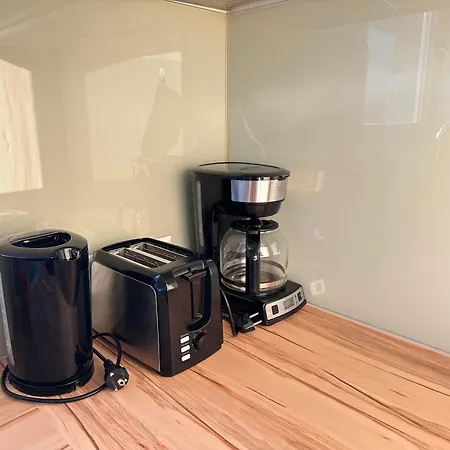 Apartment D2 Luxus-penthouse Mit Dachterrasse - Bis 9 Personen - A81 - Stuttgart - Messe - Daimler - Ab 5 Naechte - Business Center Und Konferenzraum Separat Buchbar
