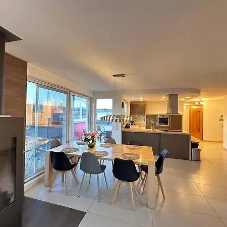 Apartment D2 Luxus-penthouse Mit Dachterrasse - Bis 9 Personen - A81 - Stuttgart - Messe - Daimler - Ab 5 Naechte - Business Center Und Konferenzraum Separat Buchbar *