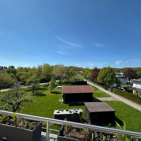 Modernes Business Penthouse Stuttgart-sindelfingen, 6 Schlafzimmer, 9 Einzelbetten, Messe, A81 * Schönaich